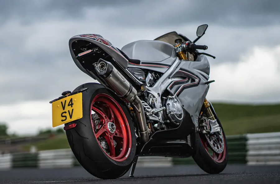 Norton V4 SV 2022 Review WE Motos